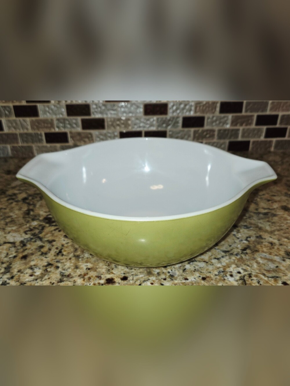 Vintage Pyrex Green Mixing Bowl, Cinderella Nesting Bowl 2.5 Qt